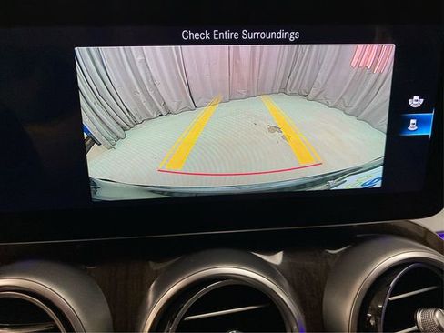 Used 2020 Mercedes-Benz GLC 300 4MATIC image 28