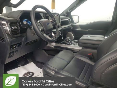 Used 2025 Ford F150 Platinum image 2