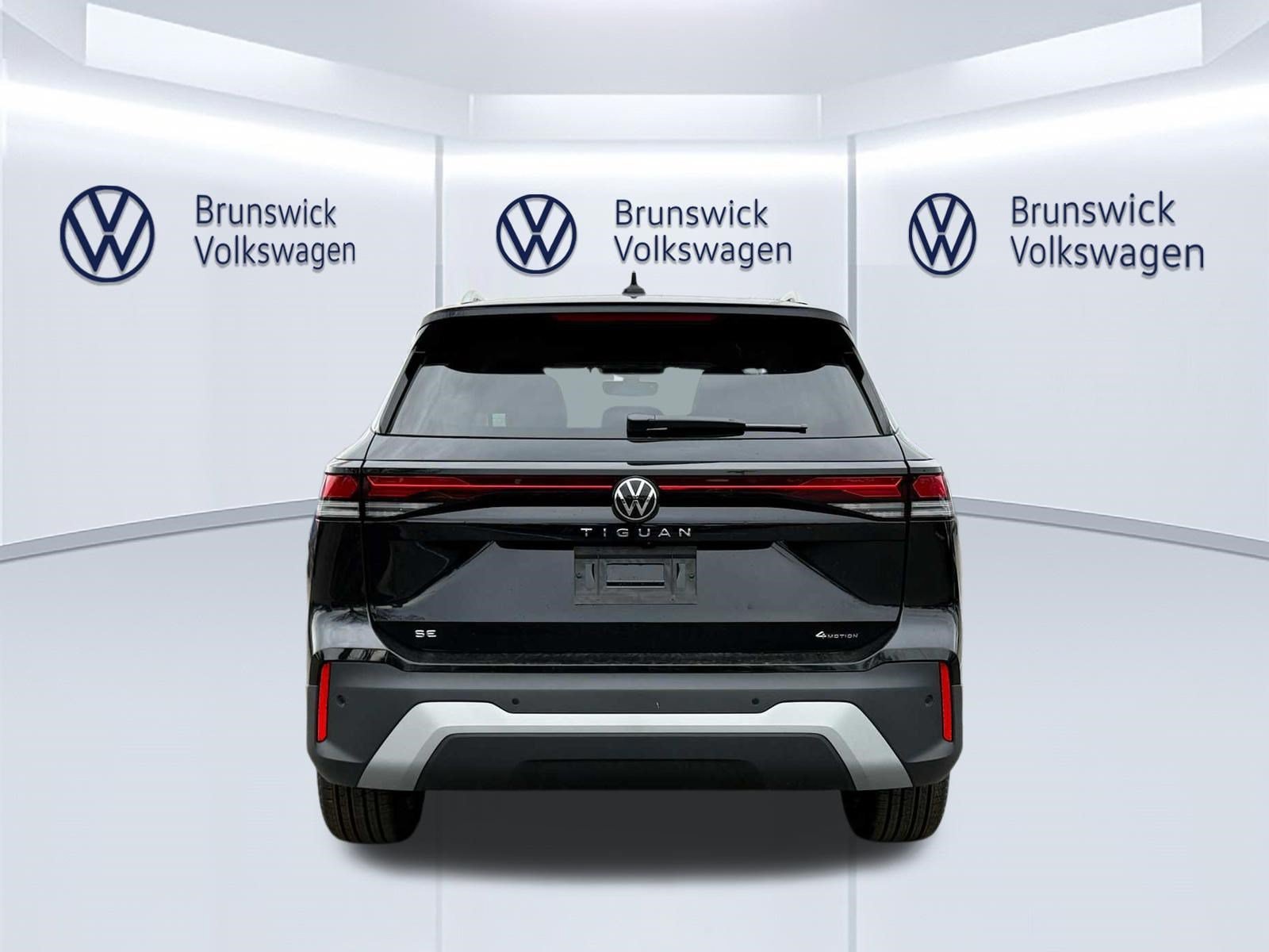 New 2026 Volkswagen Tiguan SE AWD/4WD image 5