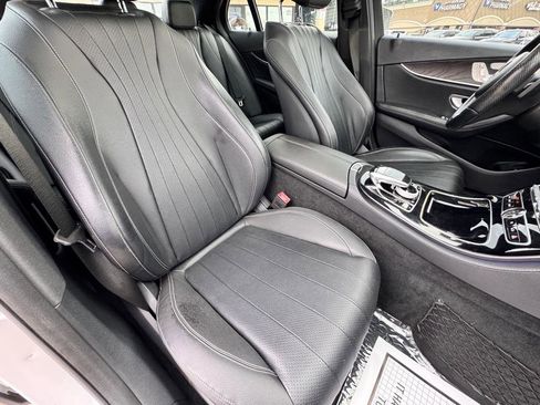 Used 2017 Mercedes-Benz E 300 image 20
