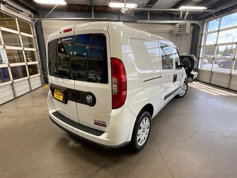 Used 2018 RAM ProMaster City Tradesman SLT FWD image 5