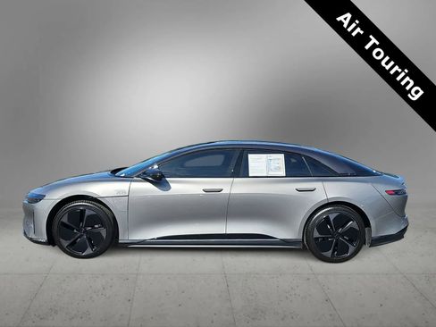 Used 2024 Lucid Air Touring image 5
