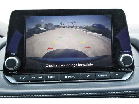 Certified 2022 Nissan Rogue SV FWD image 12