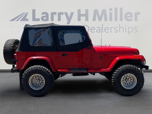 Used 1995 Jeep Wrangler SE AWD/4WD image 6