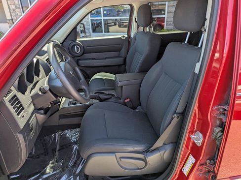 Used 2011 Dodge Nitro Heat w/ Popular Equipment Group AWD/4WD image 11