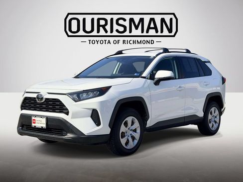 Certified 2020 Toyota RAV4 LE w/ All Weather Liner Package AWD/4WD image 23