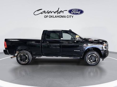 Used 2026 RAM 2500 Laramie AWD/4WD image 9