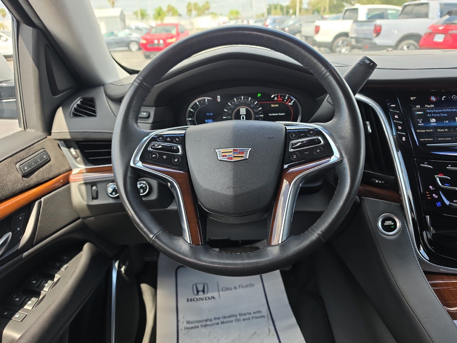Used 2020 Cadillac Escalade Luxury w/ LPO, Radiant Package AWD/4WD image 10