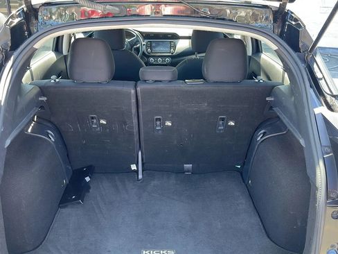 Used 2023 Nissan Kicks SV FWD image 21