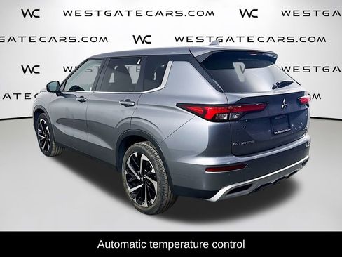 Used 2024 Mitsubishi Outlander SE image 5