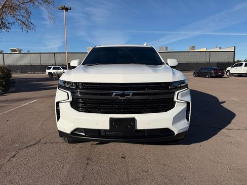 Used 2021 Chevrolet Suburban RST w/ Luxury Package image 3
