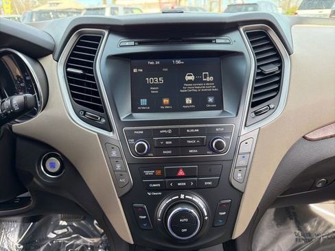 Used 2017 Hyundai Santa Fe Limited w/ Cargo Package AWD/4WD image 18