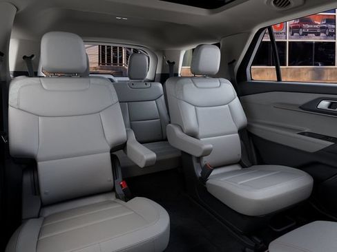 New 2027 Ford Explorer Active w/ Active Comfort Package AWD/4WD image 11
