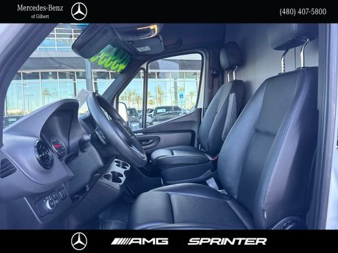 Used 2024 Mercedes-Benz Sprinter 2500 w/ Acoustic Package image 14