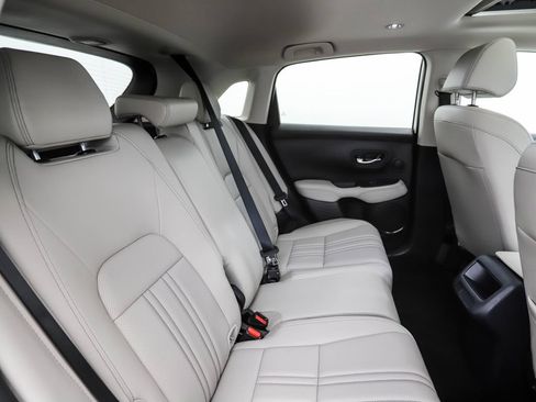 Used 2023 Honda HR-V EX-L image 26