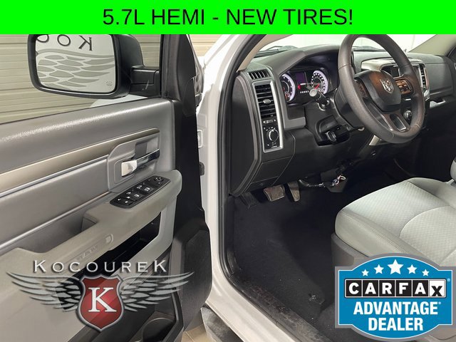 Used 2019 RAM 1500 Classic SLT AWD/4WD image 10