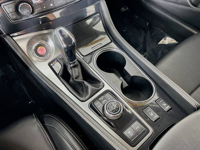 Used 2023 Nissan Maxima SV w/ Floor Mat Group FWD image 23