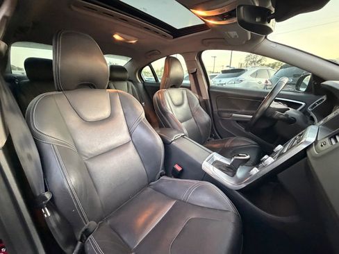Used 2017 Volvo S60 T5 Dynamic w/ Vision Package FWD image 21