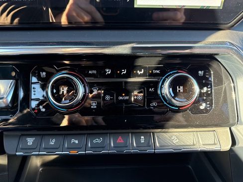 New 2026 GMC Sierra 2500 Denali Ultimate image 21