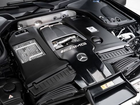 Used 2019 Mercedes-Benz E 63 AMG S image 33
