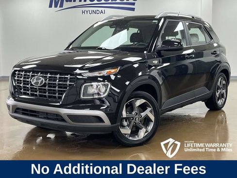 Used 2025 Hyundai Venue SEL FWD image 1