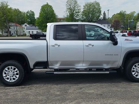 Used 2020 Chevrolet Silverado 2500 LT w/ All Star Edition AWD/4WD image 9