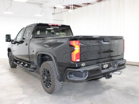 Used 2026 Chevrolet Silverado 2500 LT w/ Trail Boss Package AWD/4WD image 7