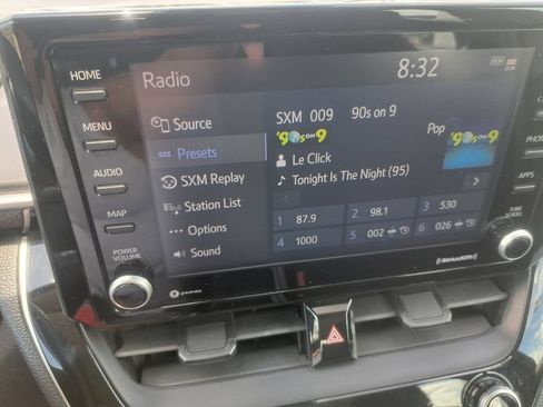 Used 2022 Toyota Corolla LE FWD image 10