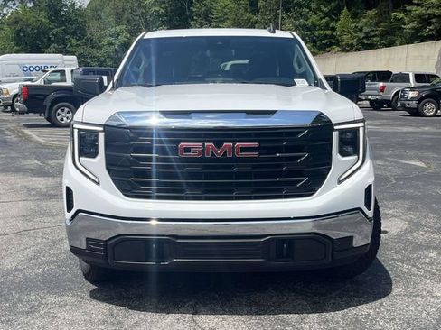 Used 2024 GMC Sierra 1500 Pro w/ Pro Value Package AWD/4WD image 9