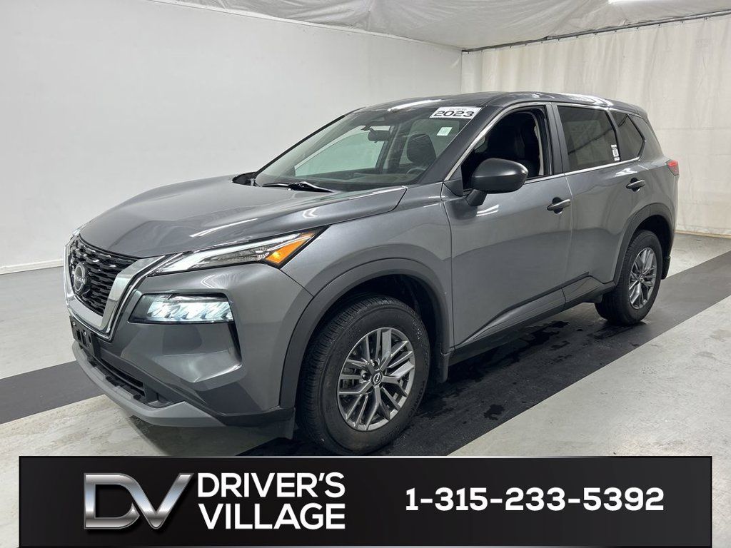 Used 2023 Nissan Rogue S AWD/4WD image 5