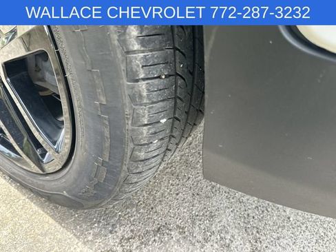 Used 2022 Chevrolet Blazer LT w/ LPO, Black Accent Package FWD image 11