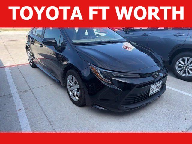 Used 2024 Toyota Corolla LE FWD image 1