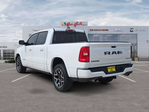 Used 2025 RAM 1500 Laramie w/ Laramie Southwest Edition AWD/4WD image 3