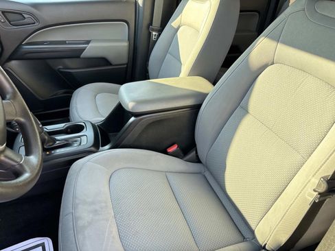 Used 2018 Chevrolet Colorado W/T w/ WT Convenience Package image 17