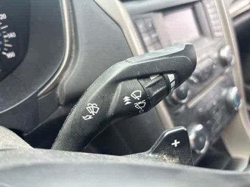 Used 2016 Ford Fusion SE w/ Equipment Group 202A FWD image 14