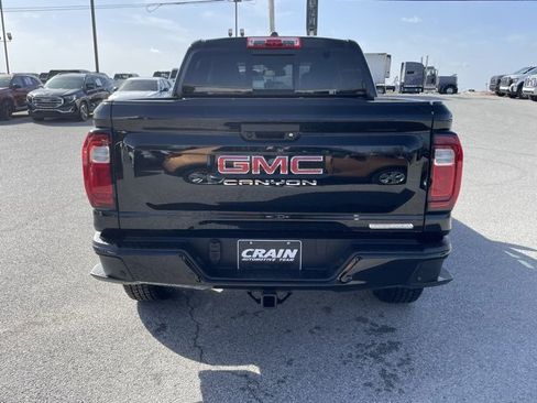 New 2025 GMC Canyon Elevation w/ Convenience Package image 6