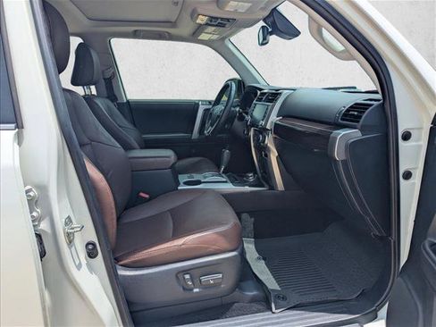 Used 2022 Toyota 4Runner Limited AWD/4WD image 21