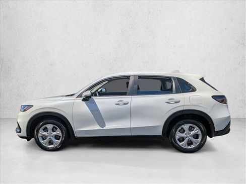 Used 2023 Honda HR-V LX image 2