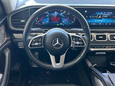 Used 2023 Mercedes-Benz GLS 450 4MATIC image 16