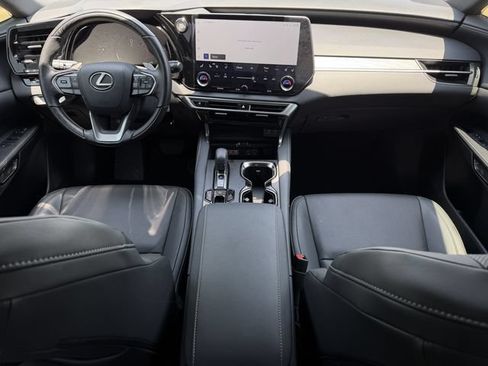Used 2025 Lexus RX 350 Premium w/ Accessory Package (Z1) FWD image 10