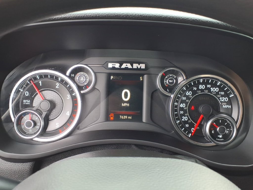 Used 2022 RAM 3500 Tradesman w/ Max Tow Package RWD image 6