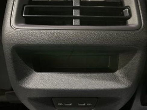 New 2026 Volkswagen Tiguan SE R-Line image 14