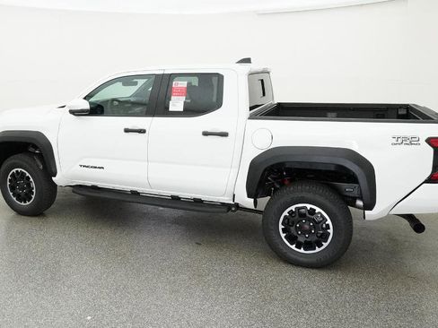 New 2025 Toyota Tacoma TRD Off-Road image 41