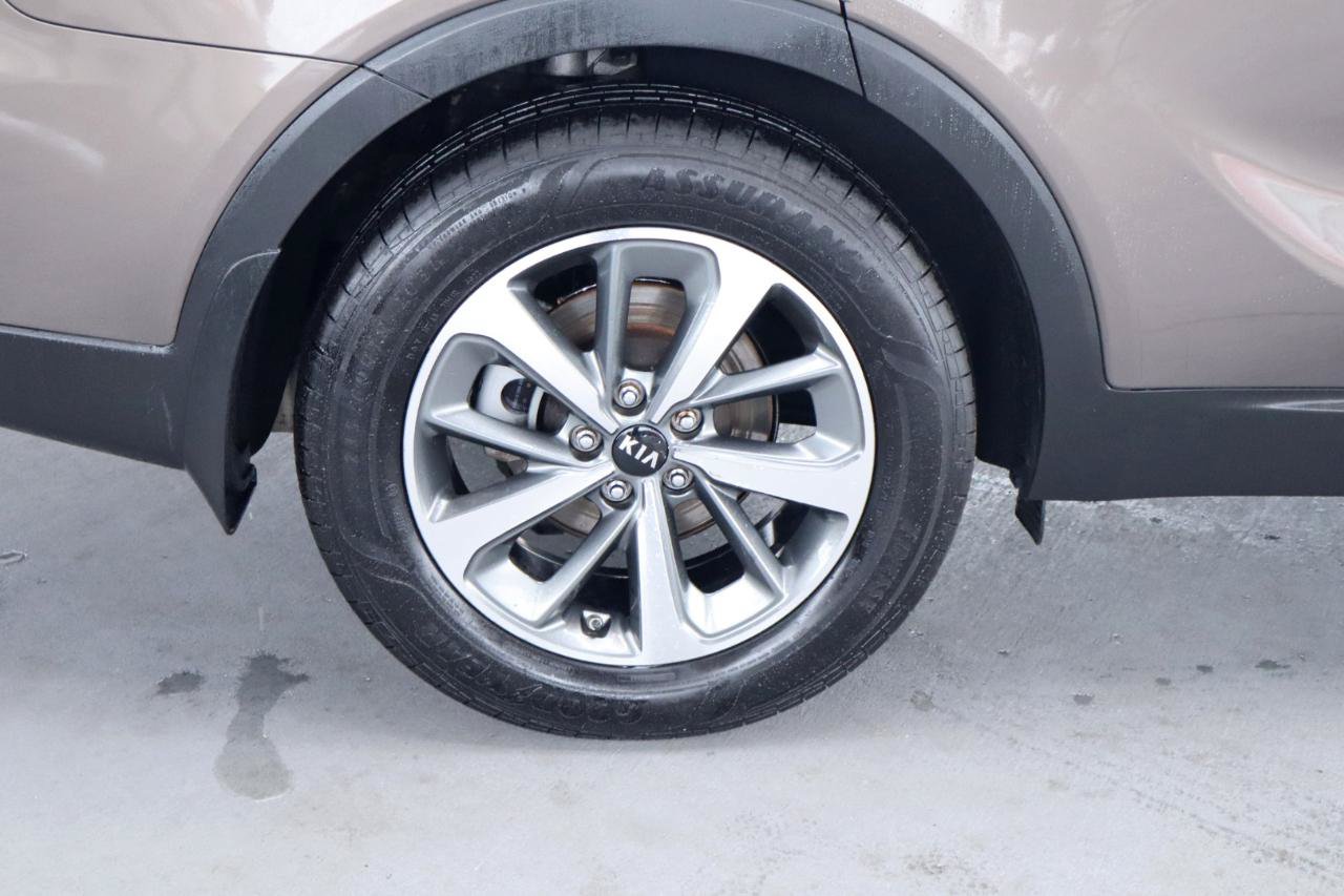 Used 2019 Kia Sorento EX w/ EX Touring Package FWD image 5
