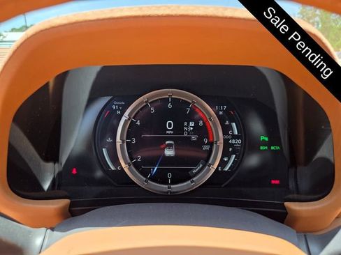 Used 2022 Lexus LC 500 Convertible w/ Touring Package RWD image 25