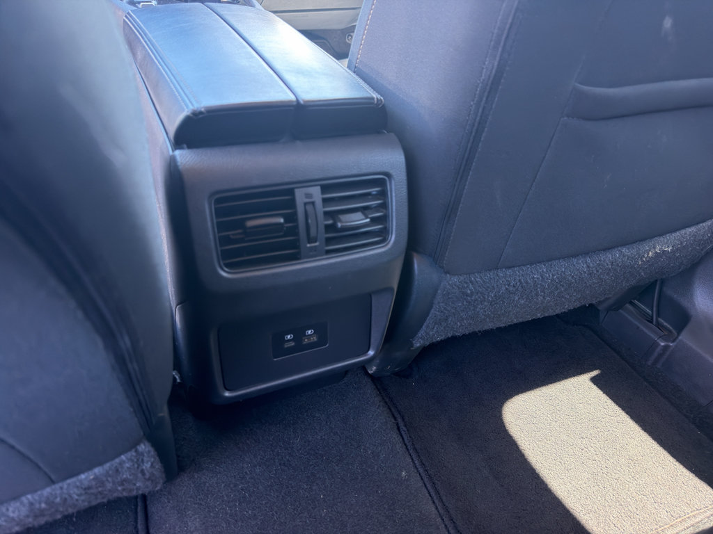 Used 2023 Nissan Rogue SV FWD image 11