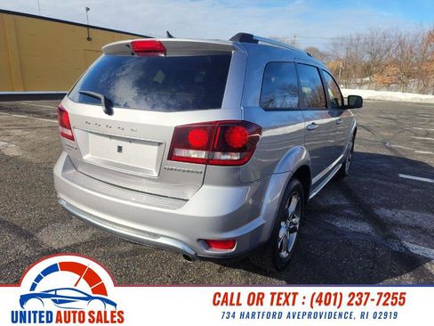 Used 2016 Dodge Journey Crossroad w/ Popular Equipment Group image 5