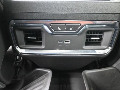 Used 2025 GMC Sierra 2500 Denali Ultimate w/ Max Trailering Package AWD/4WD image 13