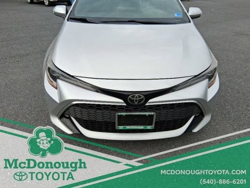Used 2019 Toyota Corolla XSE image 16
