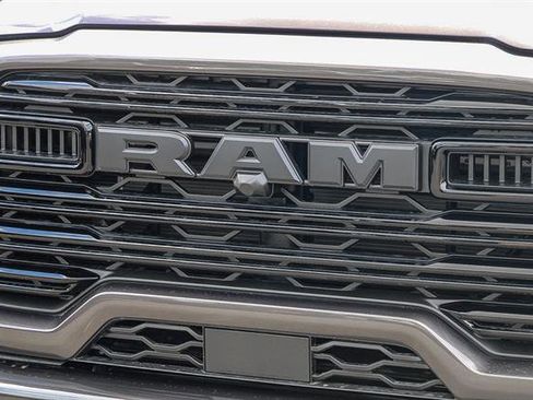 Used 2025 RAM 2500 Laramie w/ Night Edition image 8